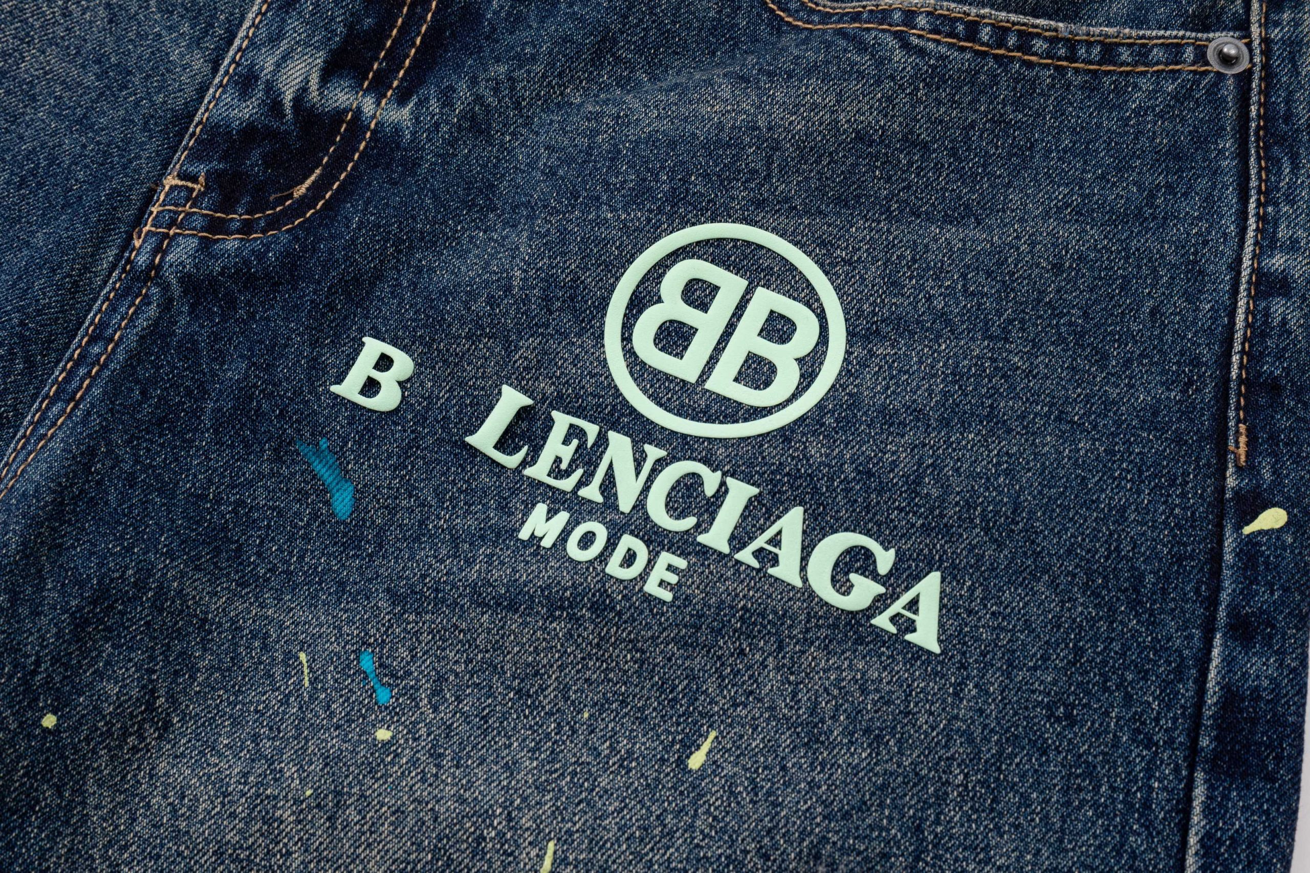 Balenciaga高仿男士牛仔長褲滿版logo潑墨設計街頭潮流寬鬆款