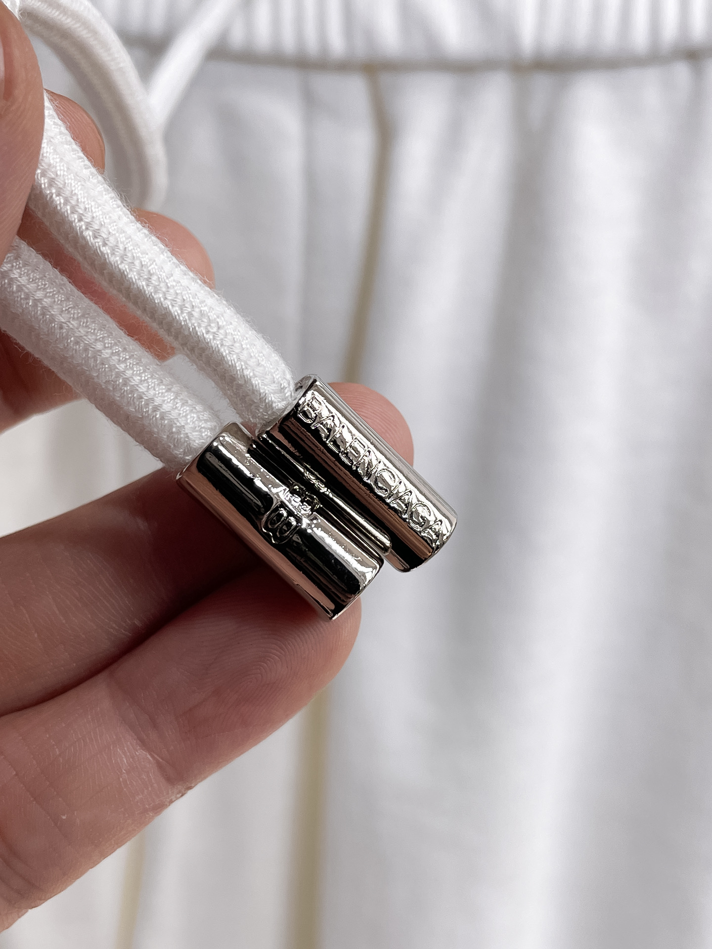 Balenciaga A貨男士運動短褲純白破壞設計寬鬆休閒五分褲夏季款| 9 Balenciaga A貨男士運動短褲純白破壞設計寬鬆休閒五分褲夏季款