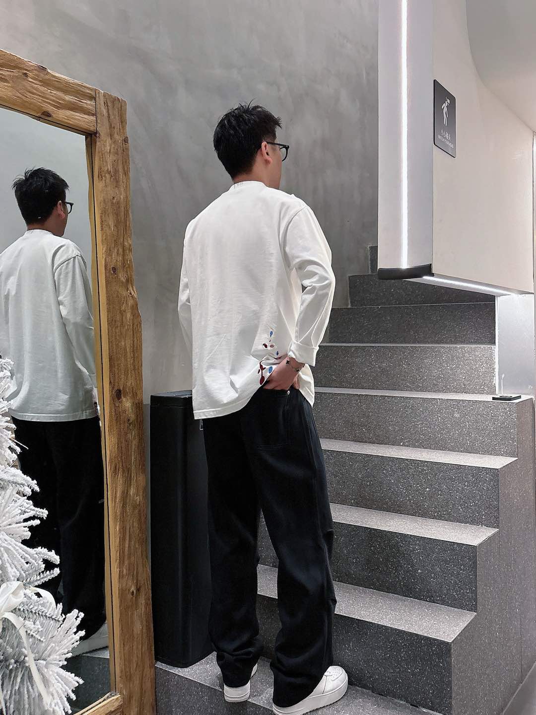 Balenciaga 高仿運動長褲 男款黑色簡約LOGO寬鬆休閒褲| 15 Balenciaga 高仿運動長褲 男款黑色簡約LOGO寬鬆休閒褲