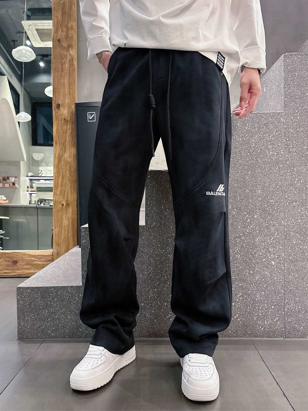 Balenciaga 高仿運動長褲 男款黑色簡約LOGO寬鬆休閒褲| 14 Balenciaga 高仿運動長褲 男款黑色簡約LOGO寬鬆休閒褲