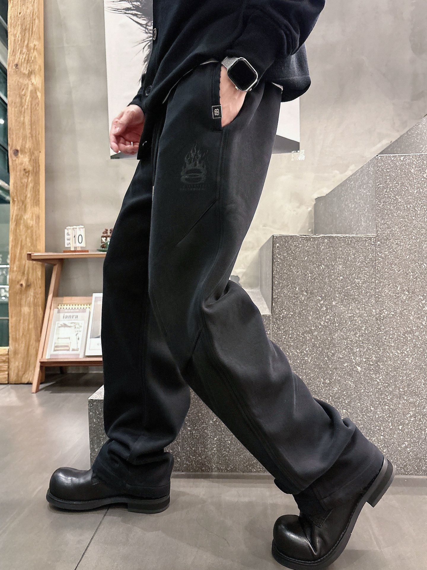 Balenciaga原單男士休閒長褲 黑色簡約設計寬鬆直筒百搭長褲