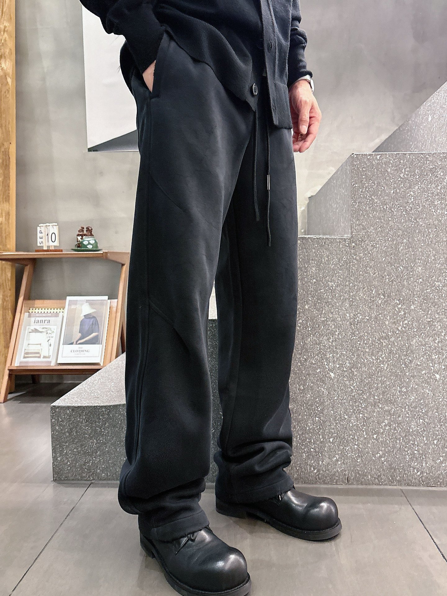 Balenciaga原單男士休閒長褲 黑色簡約設計寬鬆直筒百搭長褲