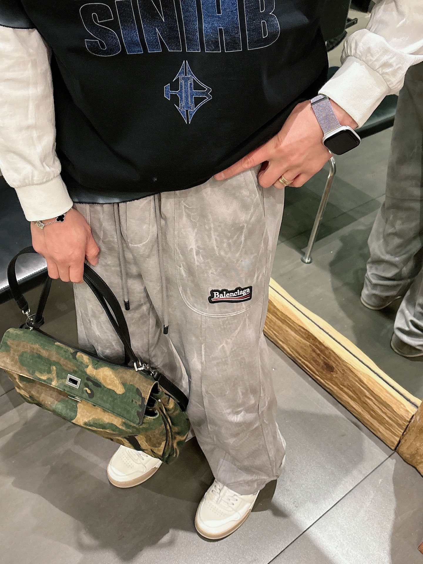 巴黎世家一比一灰色做舊工裝運動長褲 寬鬆直筒潮流褲