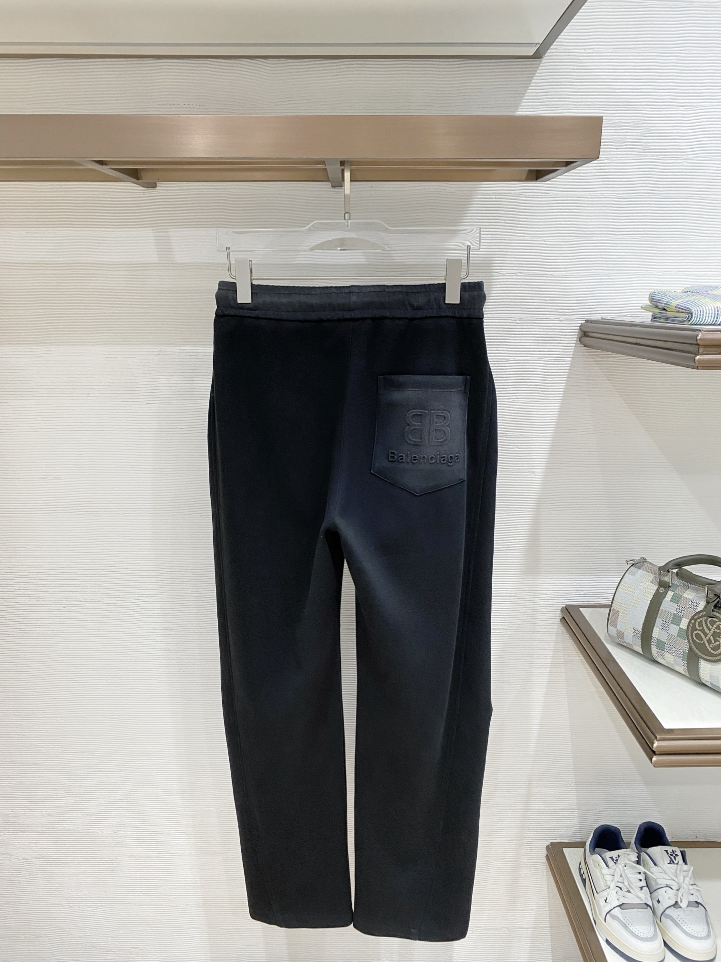 巴黎世家原單BB刺繡長褲 黑色寬鬆直筒運動休閒褲| 5 巴黎世家原單BB刺繡長褲 黑色寬鬆直筒運動休閒褲