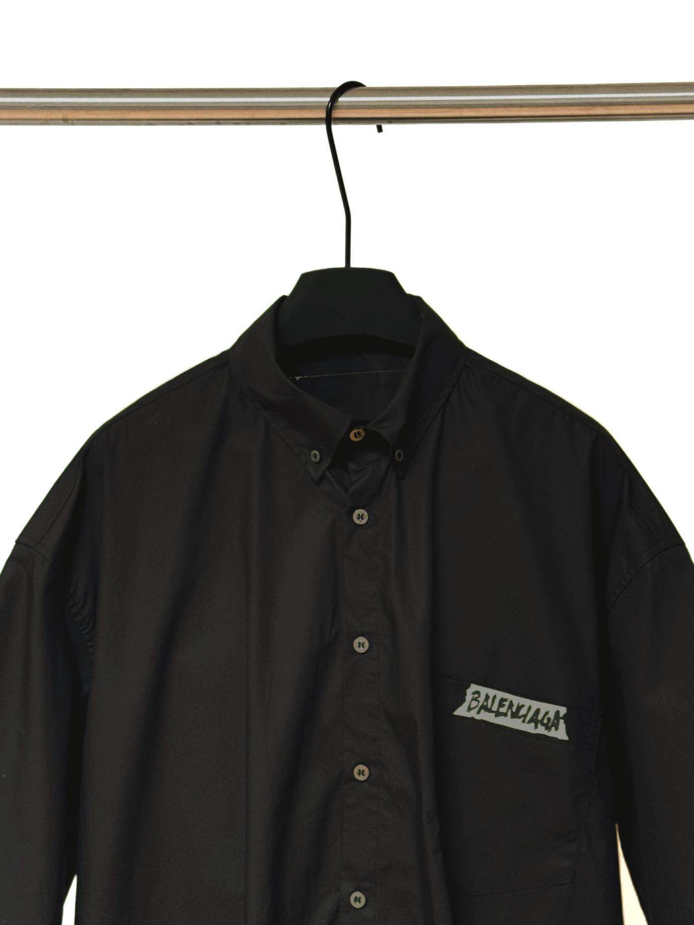 Balenciaga A貨襯衫 男款黑色貼布LOGO短袖寬鬆襯衣| 9 Balenciaga A貨襯衫 男款黑色貼布LOGO短袖寬鬆襯衣