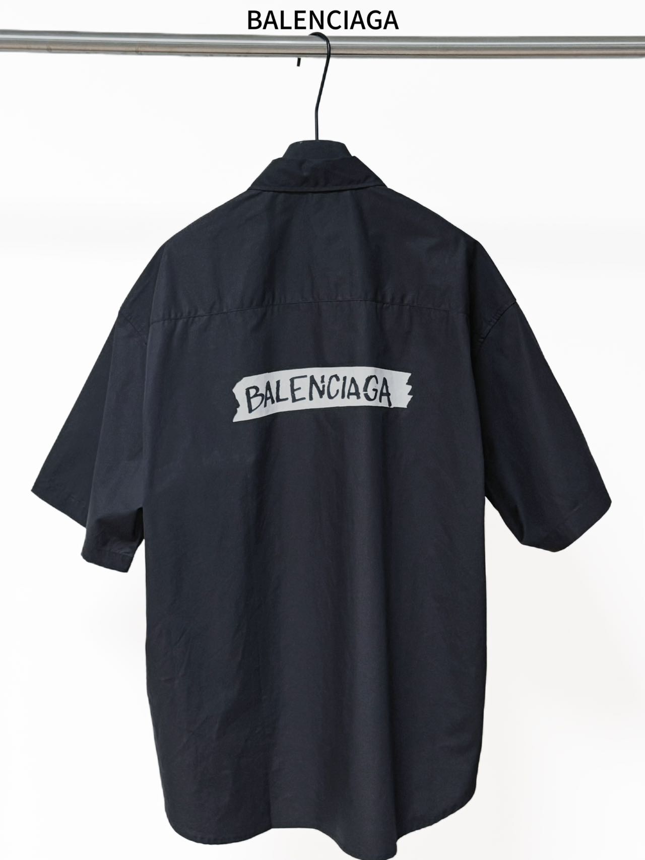 Balenciaga A貨襯衫 男款黑色貼布LOGO短袖寬鬆襯衣| 7 Balenciaga A貨襯衫 男款黑色貼布LOGO短袖寬鬆襯衣