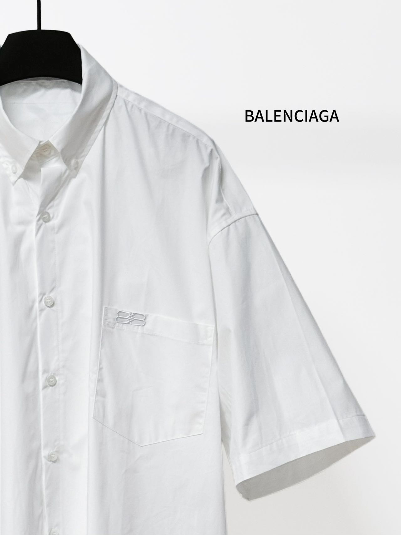 Balenciaga 原單襯衫 男款白色口袋LOGO短袖寬鬆襯衣| 10 Balenciaga 原單襯衫 男款白色口袋LOGO短袖寬鬆襯衣