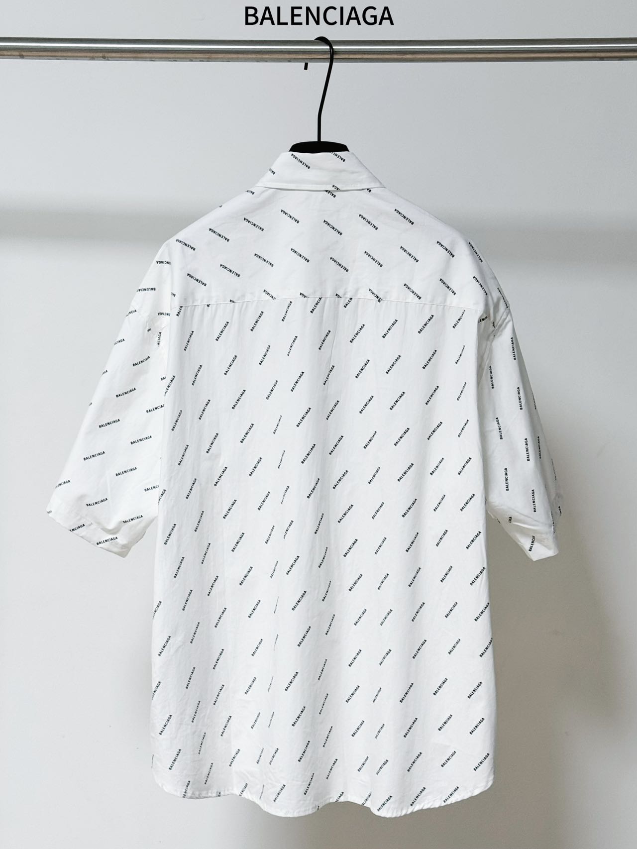 Balenciaga 高仿襯衫 男款白色滿印LOGO短袖寬鬆襯衣