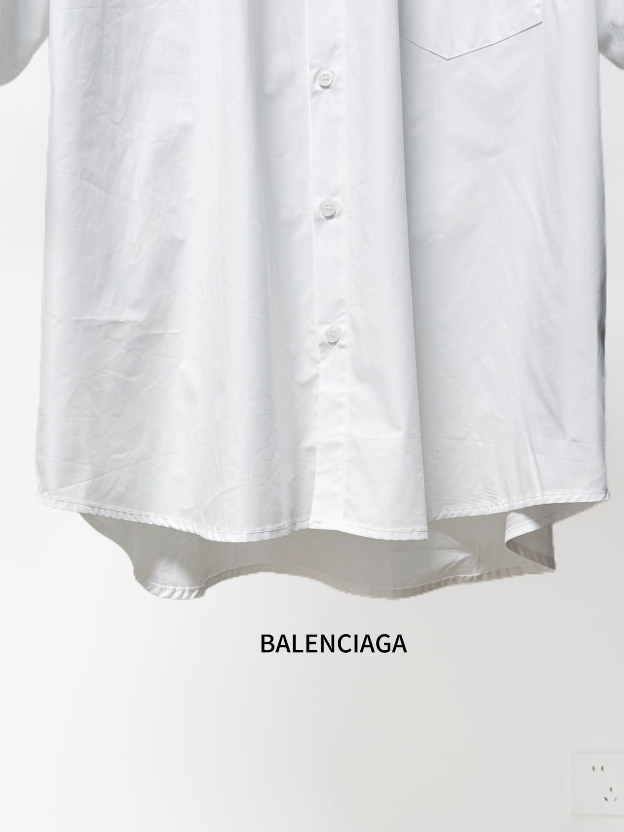 Balenciaga 高仿襯衫 男款白色極簡短袖寬鬆休閒襯衣