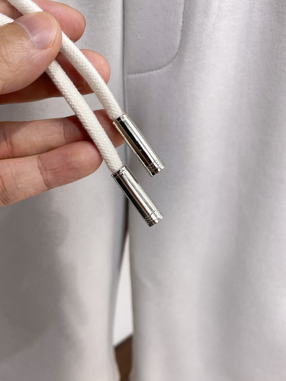 巴黎世家高仿BB刺繡短褲 淺灰寬鬆運動休閒五分褲