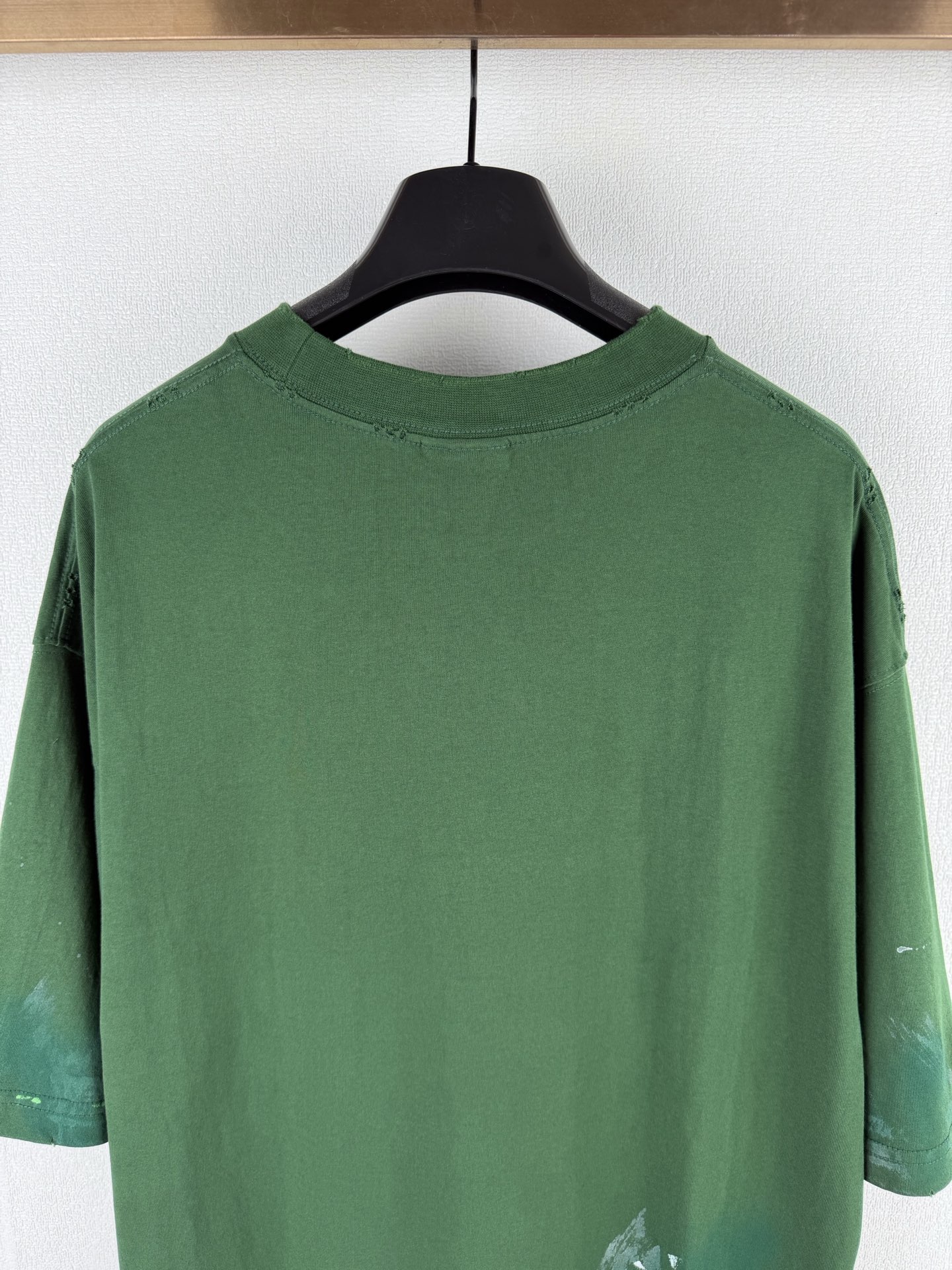 Balenciaga 高仿T恤 男款綠色做舊噴漆短袖寬鬆潮流上衣
