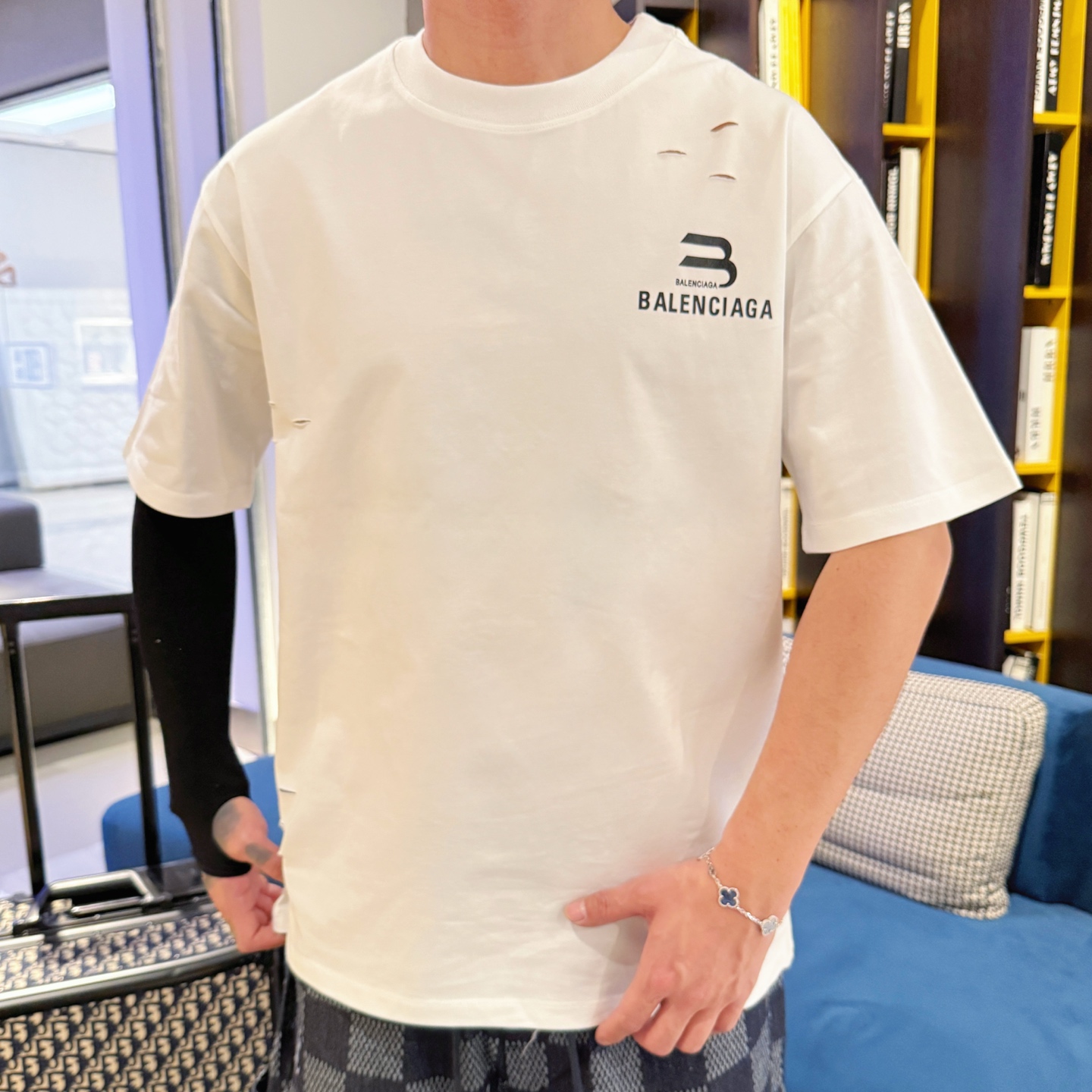 Balenciaga 原單T恤 男款白色破洞LOGO寬鬆短袖上衣