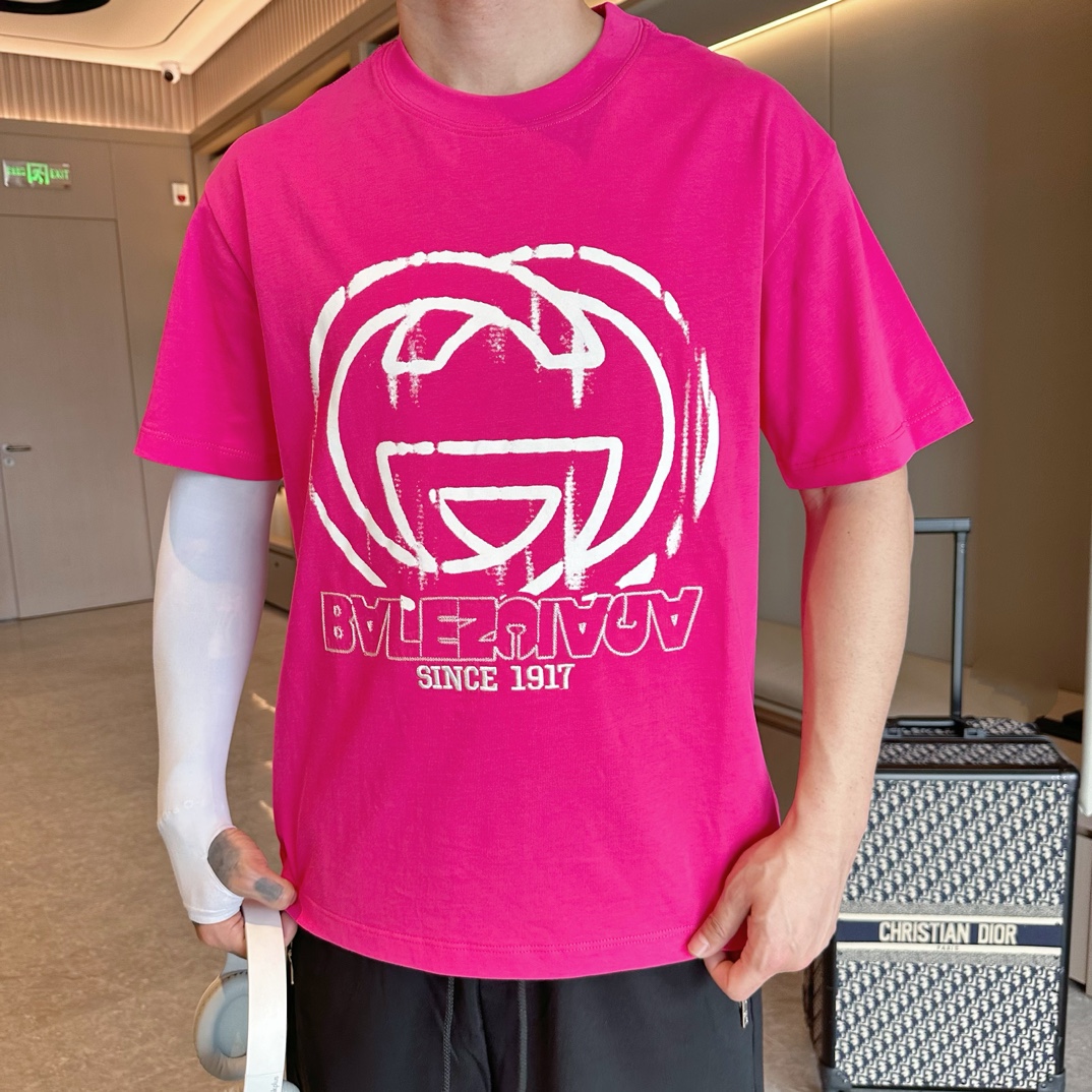 Balenciaga 高仿T恤 男款玫紅塗鴉LOGO印花寬鬆短袖