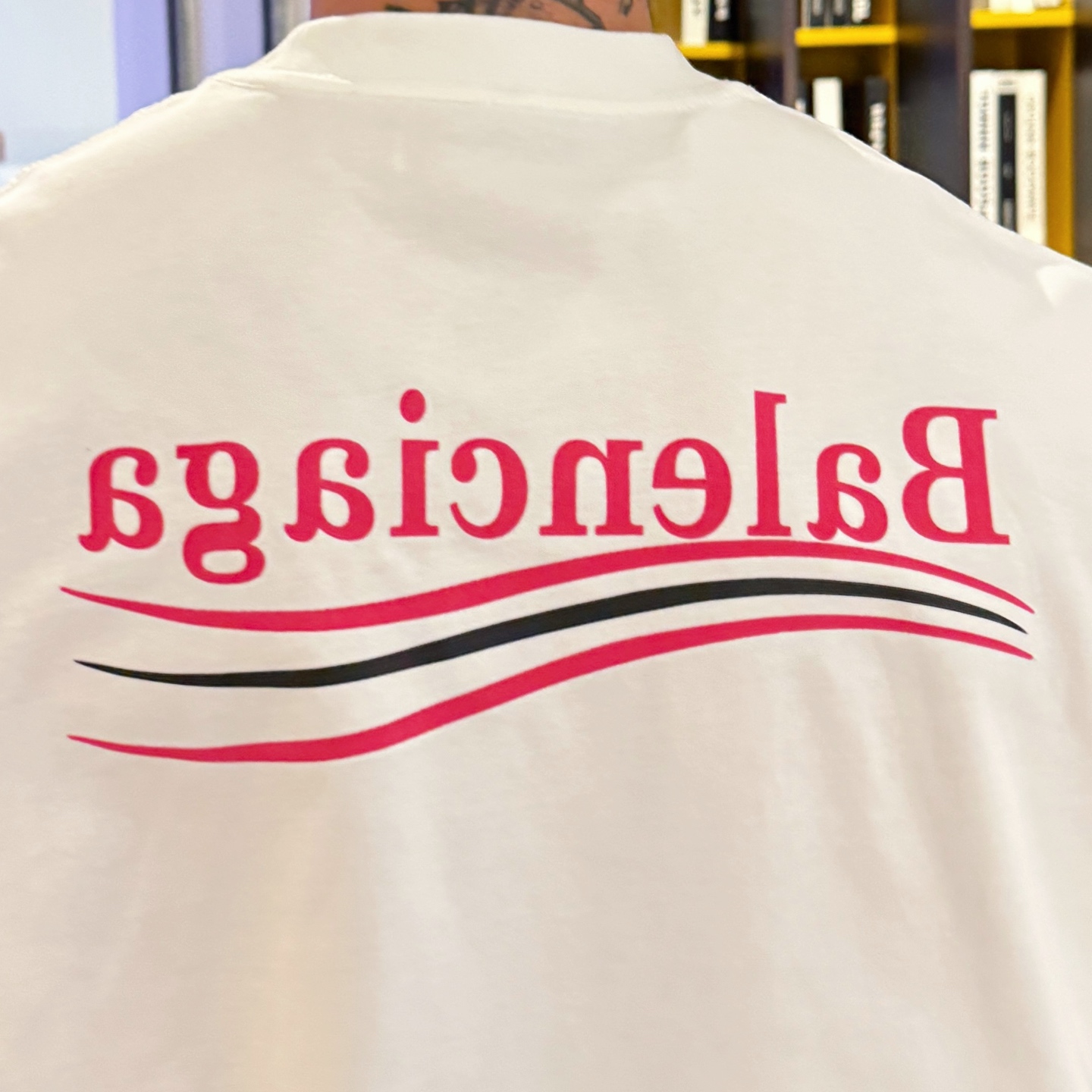 Balenciaga A貨T恤 男款白色漸變LOGO寬鬆短袖上衣