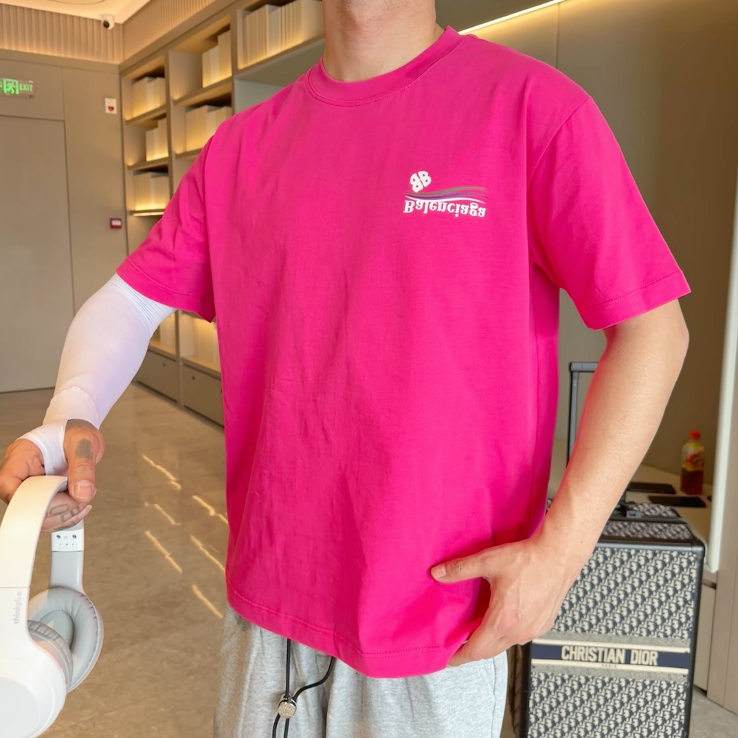 Balenciaga 原單T恤 男款玫紅簡約LOGO寬鬆短袖| 13 Balenciaga 原單T恤 男款玫紅簡約LOGO寬鬆短袖