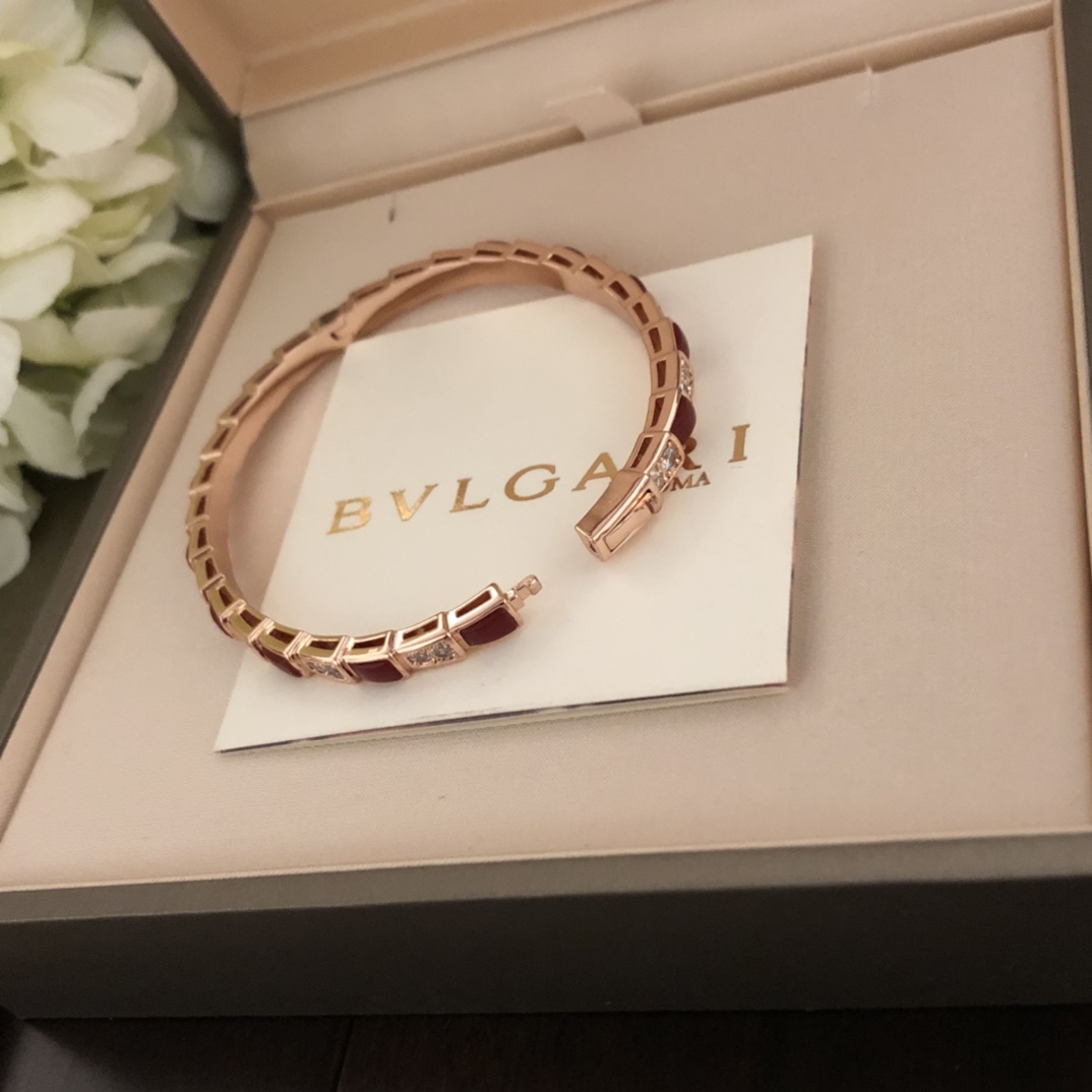 BVLGARI復刻女士手鐲彩色寶石拼接設計時尚百搭款| 10 BVLGARI復刻女士手鐲彩色寶石拼接設計時尚百搭款