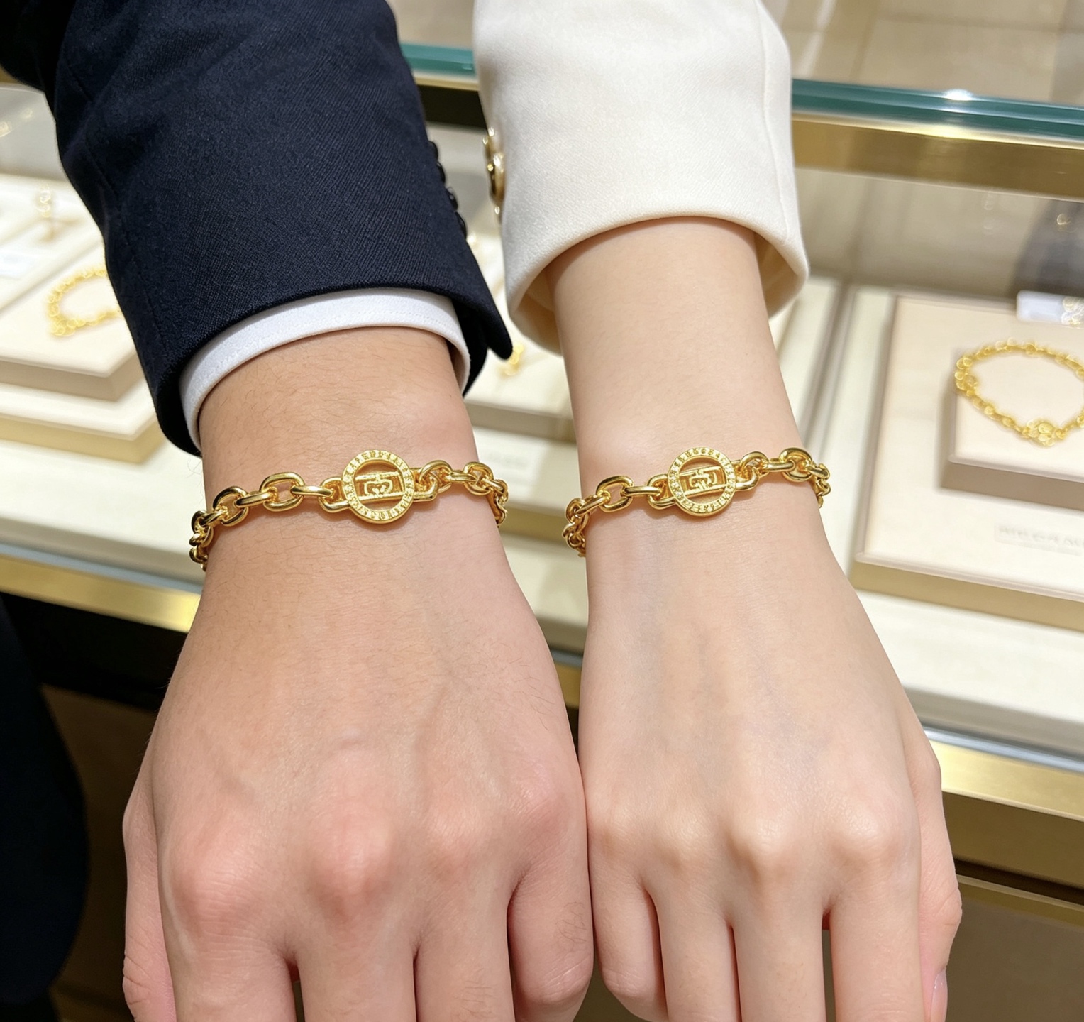 BVLGARI 復刻 圓牌鏈條手鍊 厚鏈設計 時尚款