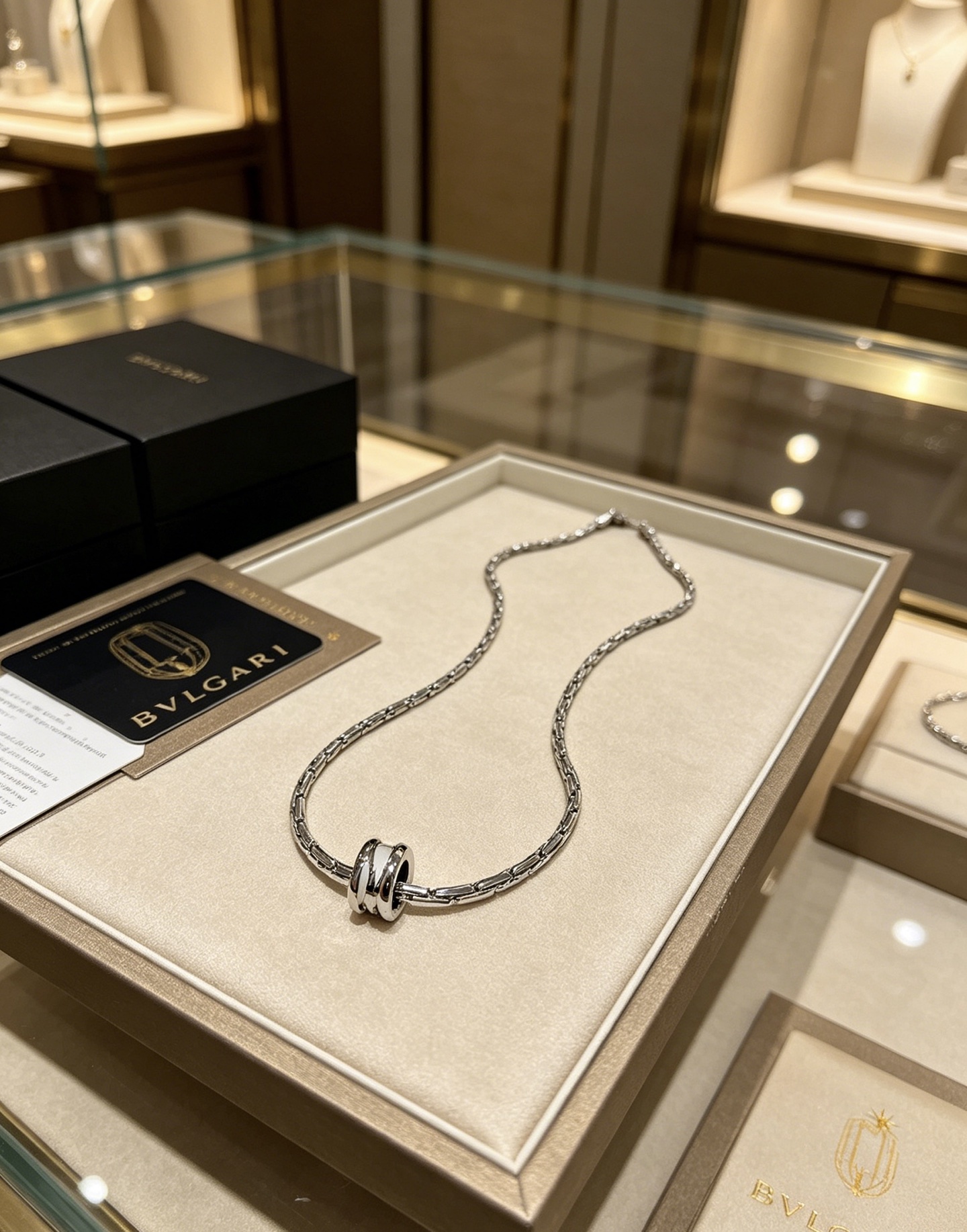 BVLGARI 高仿 陶瓷圓環項鍊 金屬鏈條設計 經典款| 12 BVLGARI 高仿 陶瓷圓環項鍊 金屬鏈條設計 經典款
