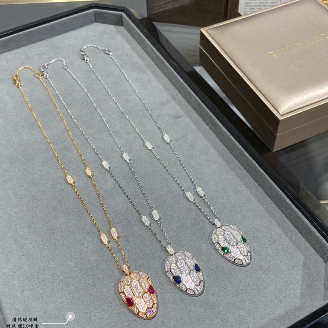 BVLGARI 蛇頭滿鑽項鏈 彩寶鎖骨鏈設計款女款百搭飾品