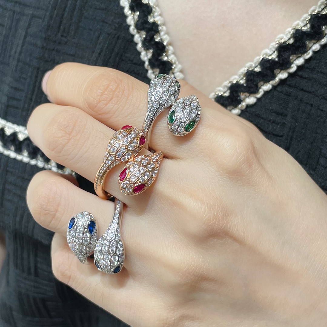 BVLGARI 雙頭蛇戒指 彩寶滿鑽設計女款時尚個性款