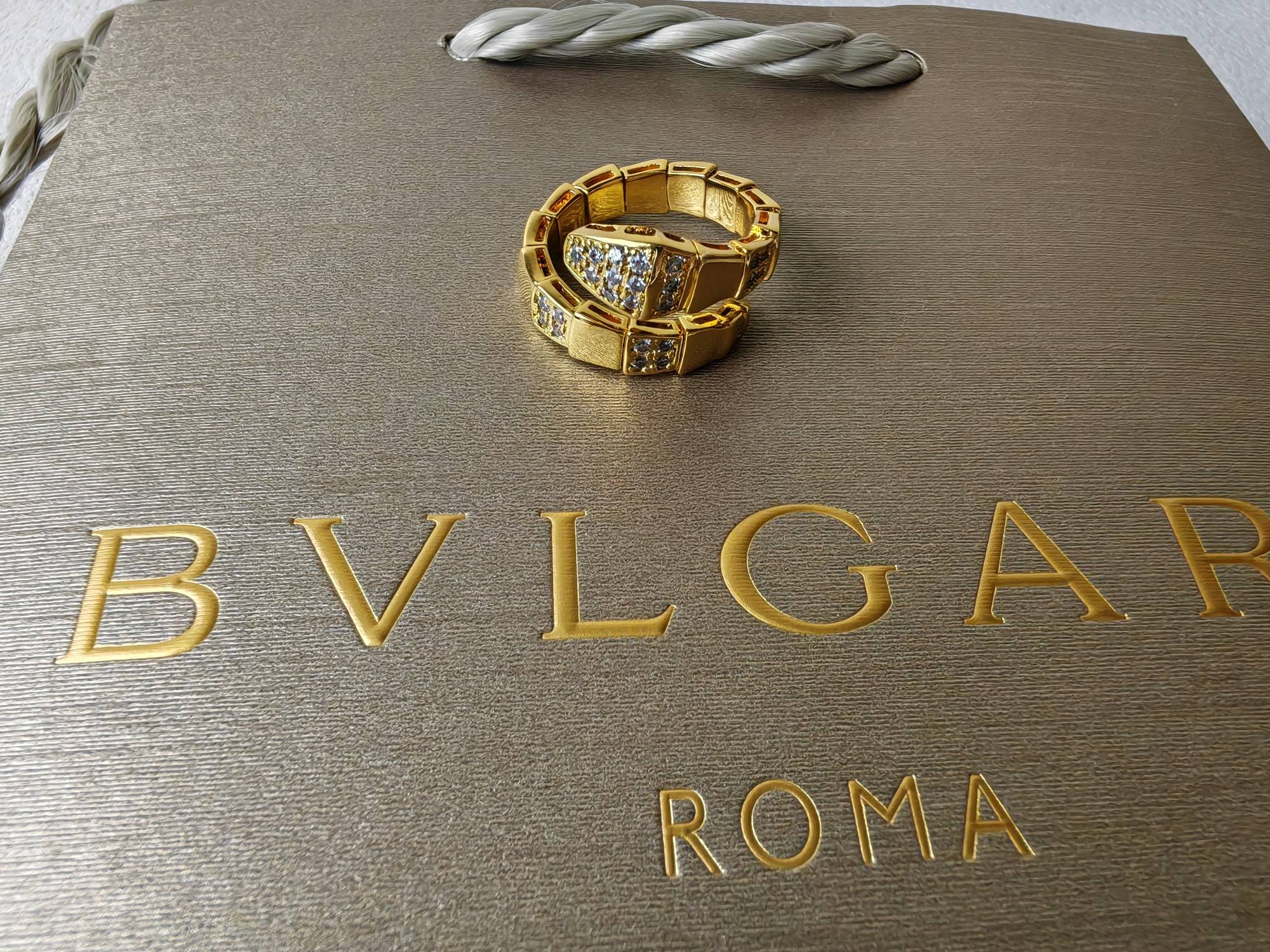 BVLGARI 幾何方塊戒指 滿鑽設計開口款女款時尚飾品| 11 BVLGARI 幾何方塊戒指 滿鑽設計開口款女款時尚飾品