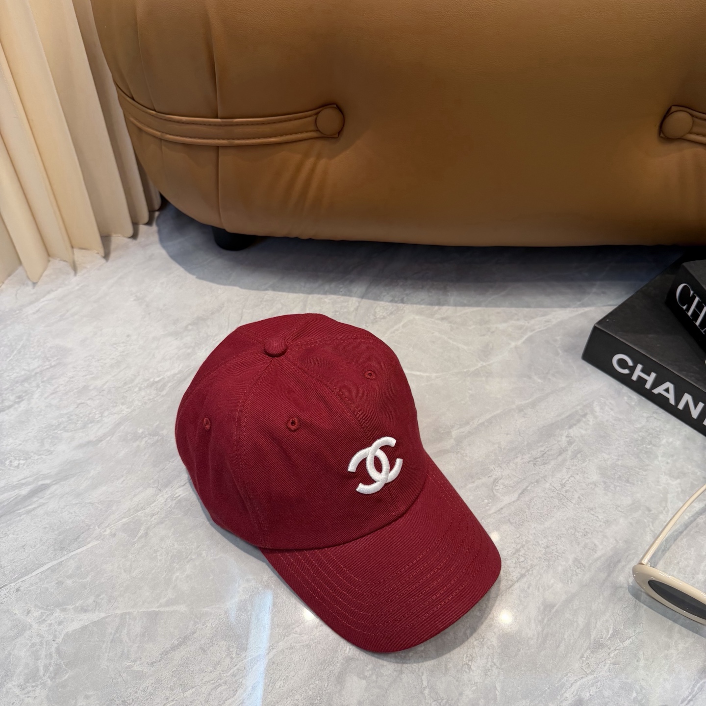 Chanel高仿棒球帽女士休閒百搭經典雙C刺繡潮流款| 11 Chanel高仿棒球帽女士休閒百搭經典雙C刺繡潮流款