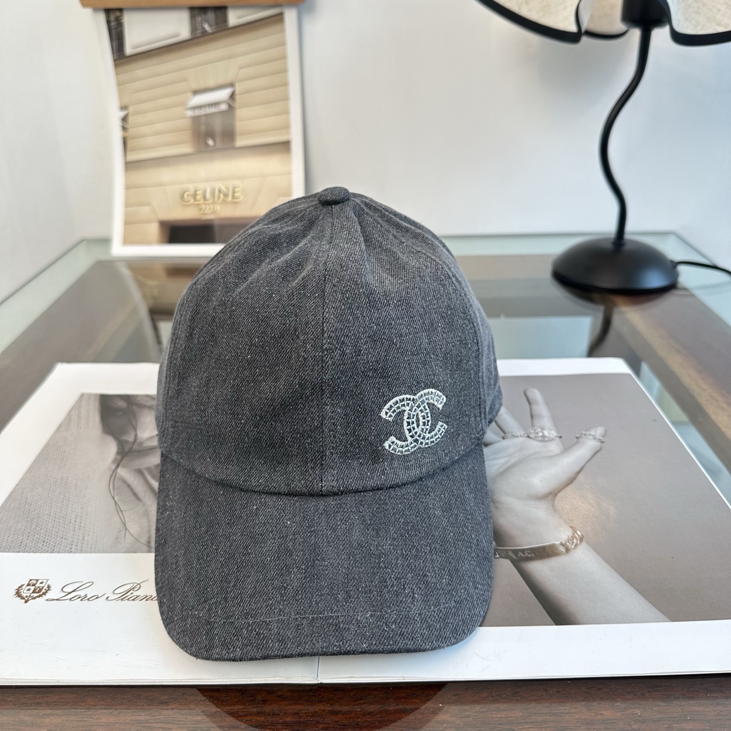 Chanel高仿牛仔棒球帽男女款刺繡Logo復古風休閒百搭款
