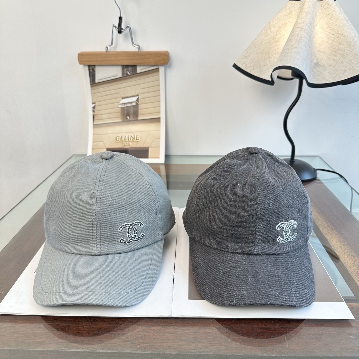 Chanel一比一棒球帽男女款灰色刺繡Logo簡約百搭休閒款| 6 Chanel一比一棒球帽男女款灰色刺繡Logo簡約百搭休閒款