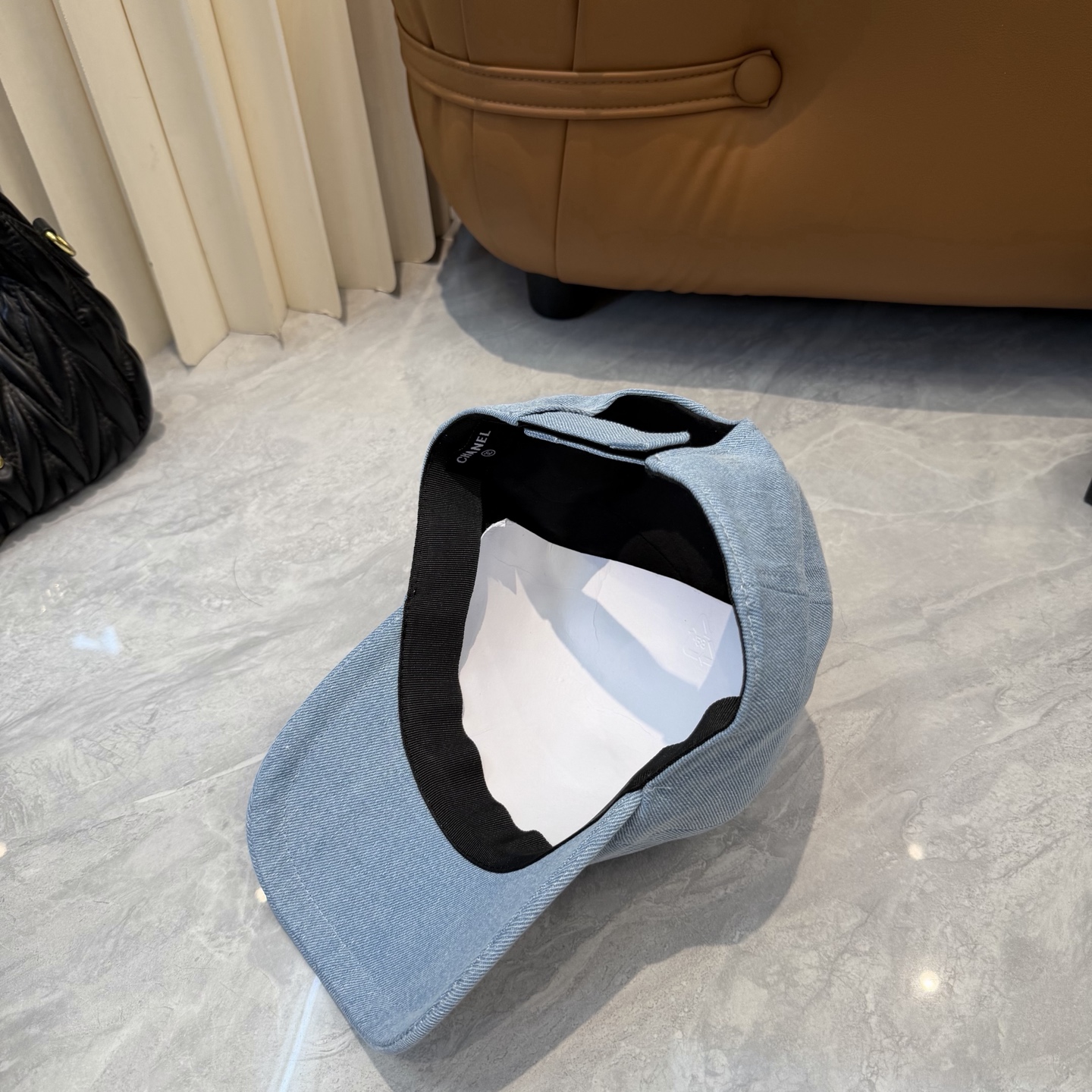 Chanel一比一棒球帽男女款淺藍極簡刺繡Logo休閒百搭款| 12 Chanel一比一棒球帽男女款淺藍極簡刺繡Logo休閒百搭款