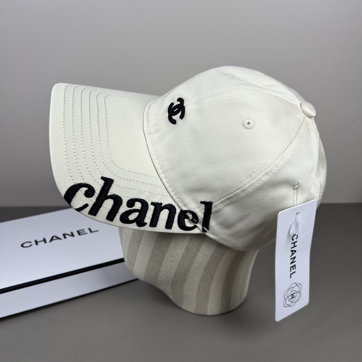 ChanelA貨棒球帽男女款字母Logo設計潮流百搭多色款| 13 ChanelA貨棒球帽男女款字母Logo設計潮流百搭多色款