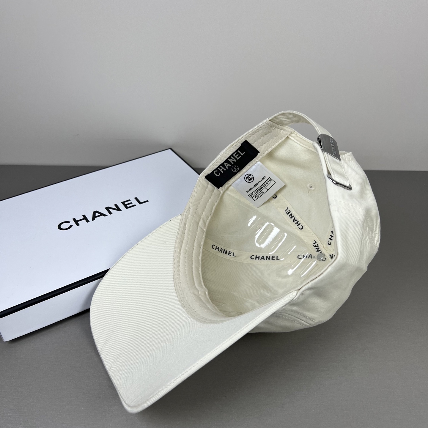 ChanelA貨棒球帽男女款字母Logo設計潮流百搭多色款| 8 ChanelA貨棒球帽男女款字母Logo設計潮流百搭多色款