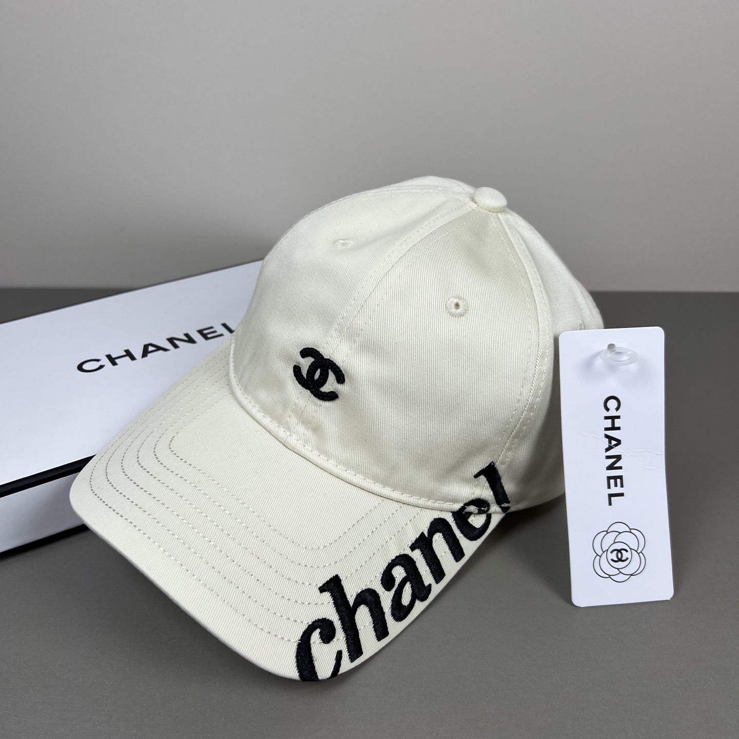 ChanelA貨棒球帽男女款字母Logo設計潮流百搭多色款| 7 ChanelA貨棒球帽男女款字母Logo設計潮流百搭多色款
