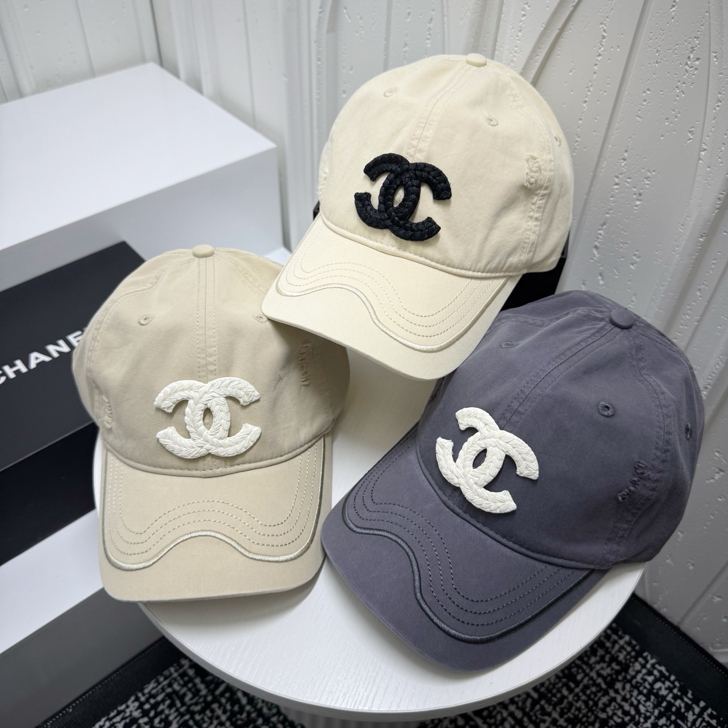Chanel高仿棒球帽男女款多色刺繡雙C設計小香風百搭款| 9 Chanel高仿棒球帽男女款多色刺繡雙C設計小香風百搭款