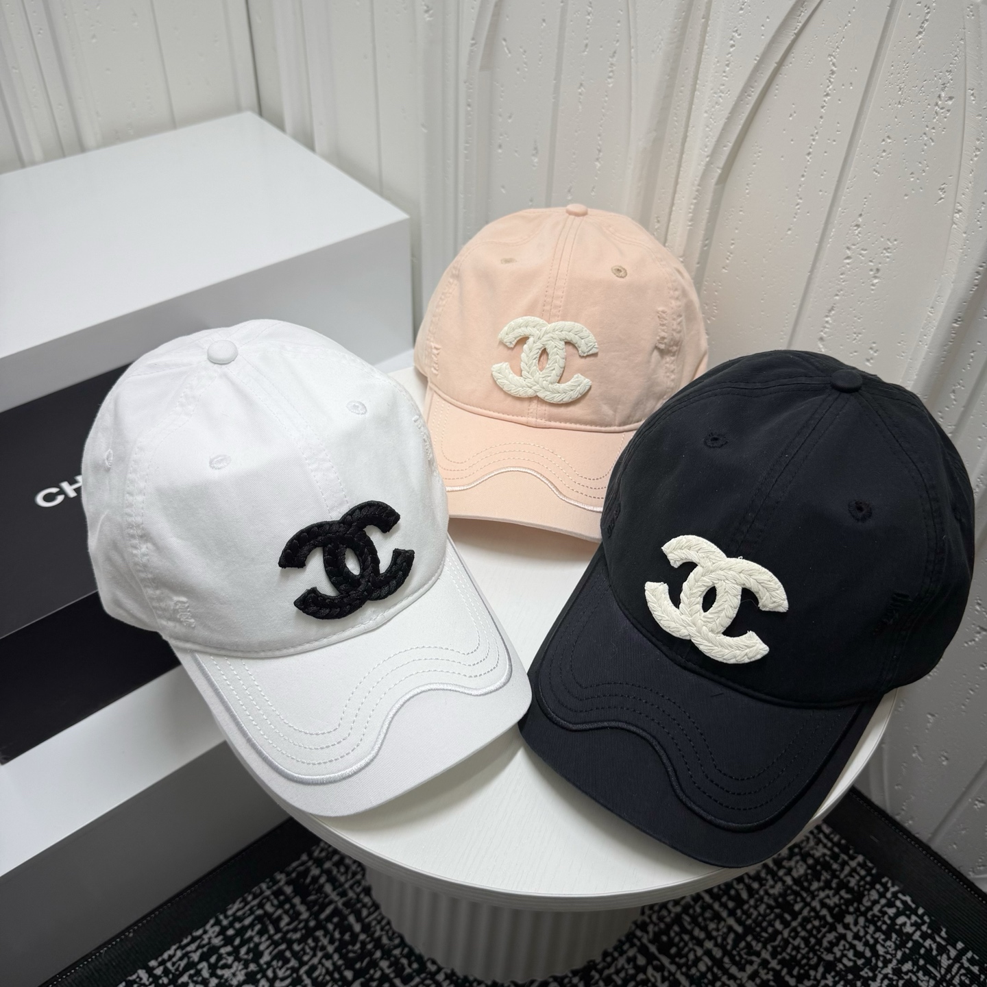 Chanel高仿棒球帽男女款多色刺繡雙C設計小香風百搭款| 7 Chanel高仿棒球帽男女款多色刺繡雙C設計小香風百搭款