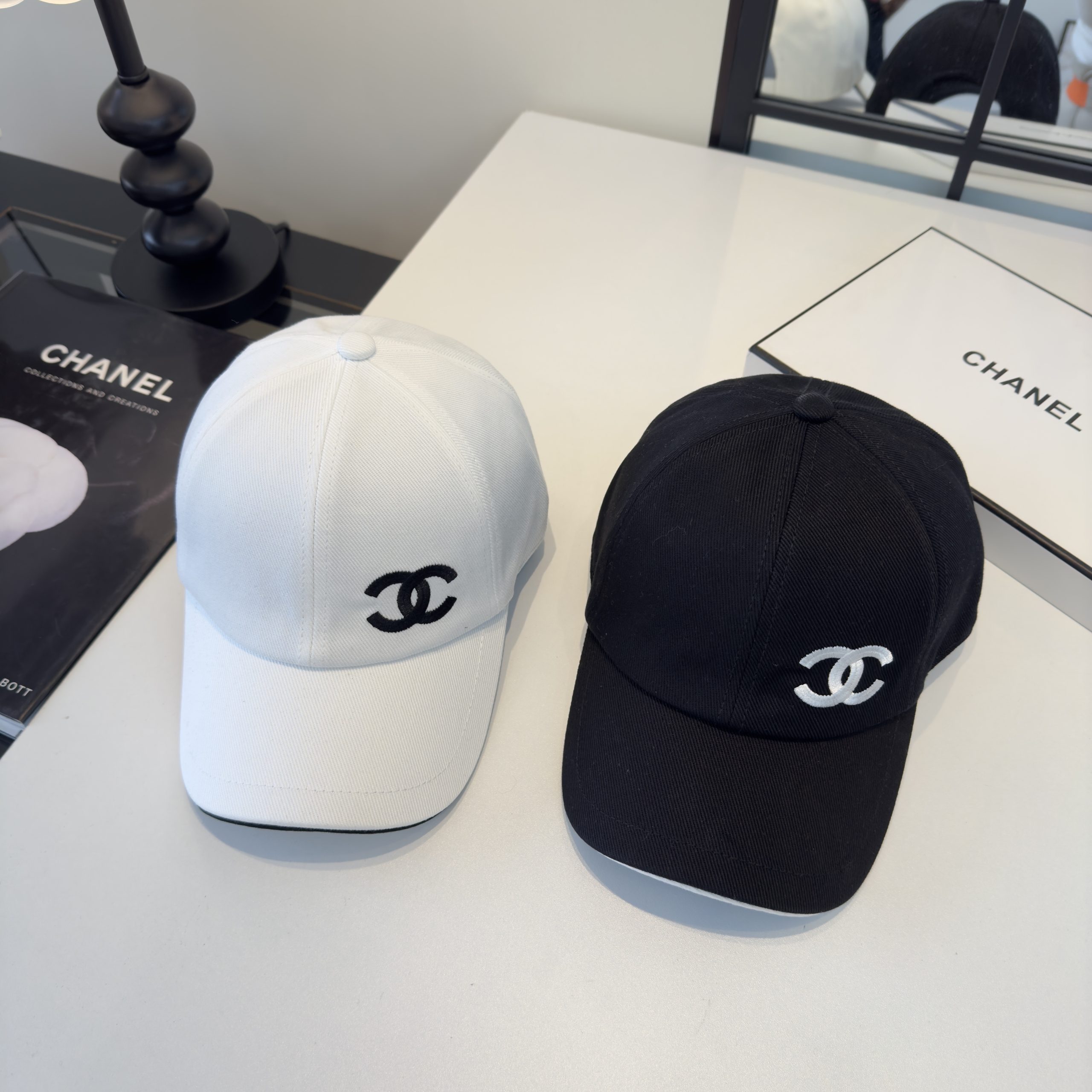 Chanel高仿棒球帽男女款黑色刺繡雙C經典簡約百搭款