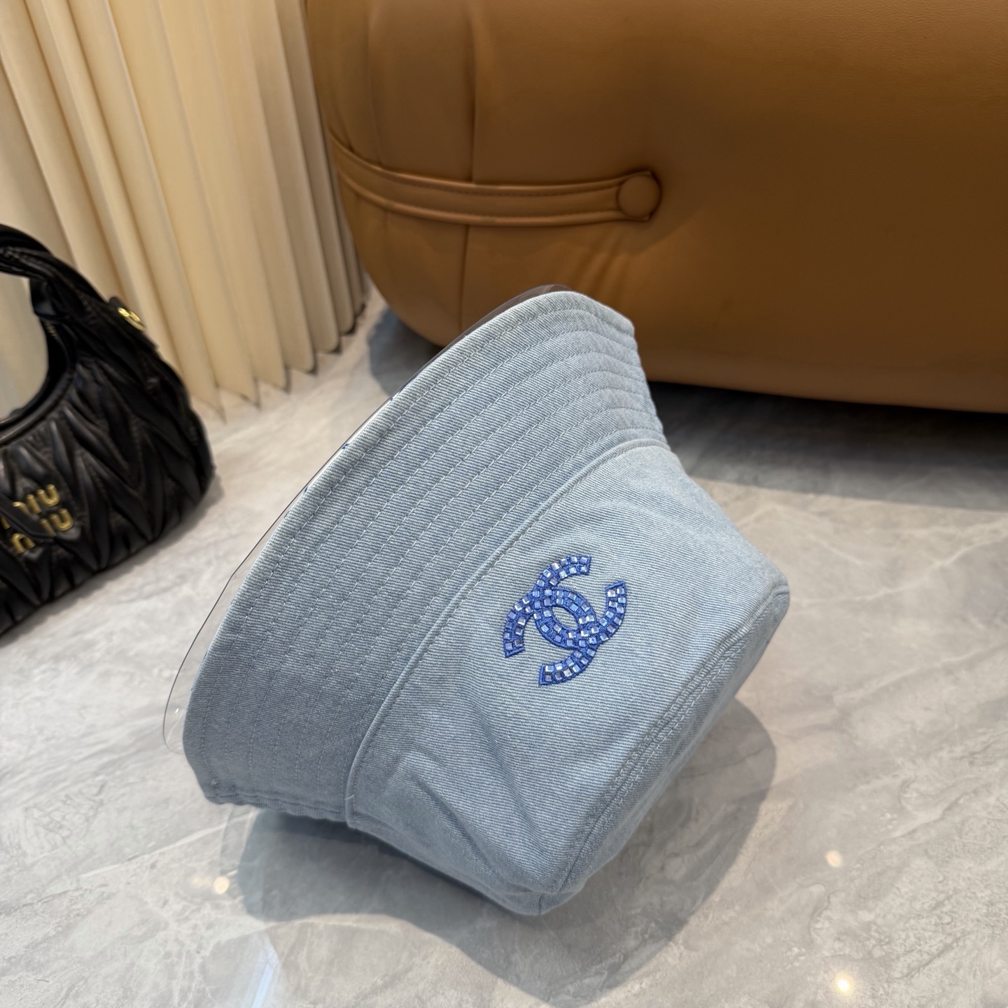Chanel原單漁夫帽男女款藍色刺繡Logo休閒百搭潮流款| 10 Chanel原單漁夫帽男女款藍色刺繡Logo休閒百搭潮流款