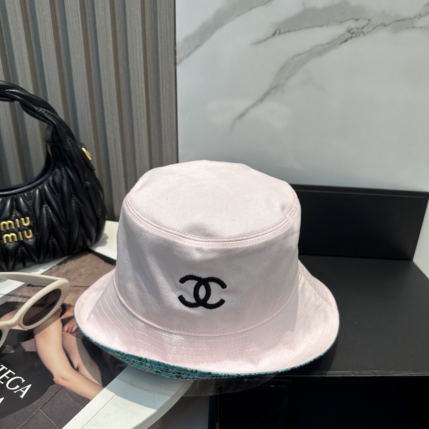 ChanelA貨漁夫帽男女款米白經典刺繡Logo簡約百搭款| 11 ChanelA貨漁夫帽男女款米白經典刺繡Logo簡約百搭款