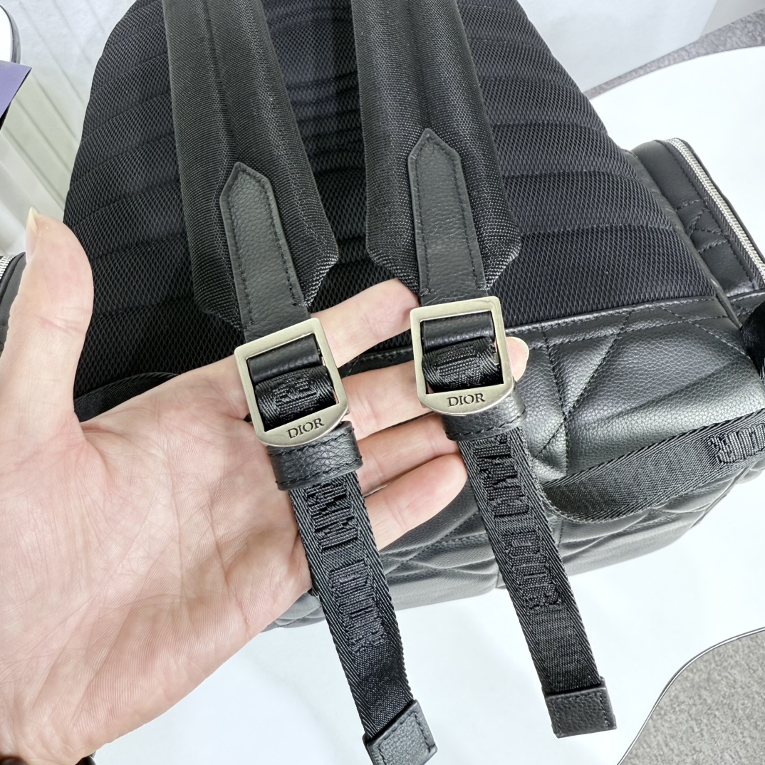 Dior一比一菱格皮革後背包女士款灰色大容量時尚雙肩包| 7 Dior一比一菱格皮革後背包女士款灰色大容量時尚雙肩包