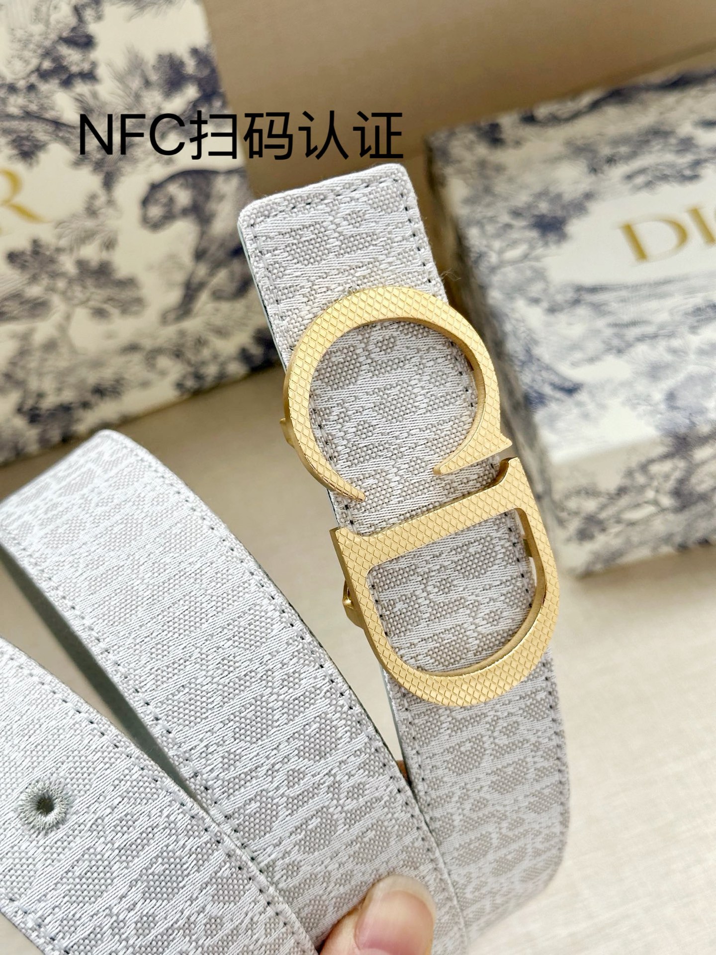 Dior一比一女士CD扣老花皮帶灰色優雅百搭氣質款輕奢通勤設計