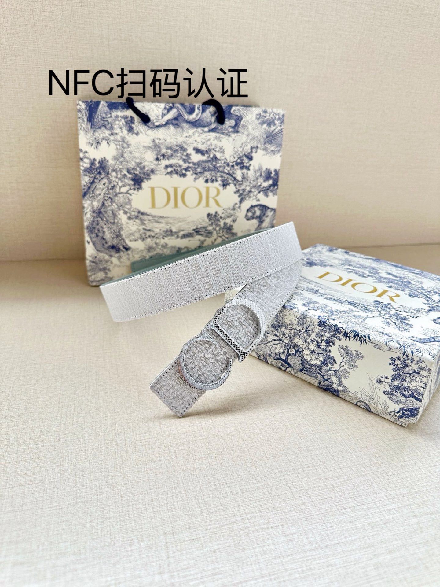 Dior一比一女士CD扣老花皮帶灰色優雅百搭氣質款輕奢通勤設計