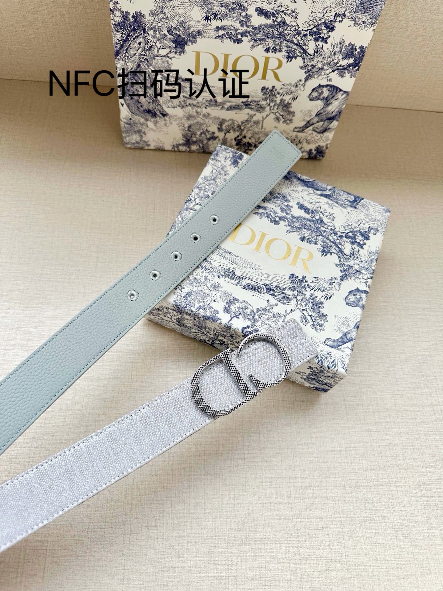 Dior一比一女士CD扣老花皮帶灰色優雅百搭氣質款輕奢通勤設計
