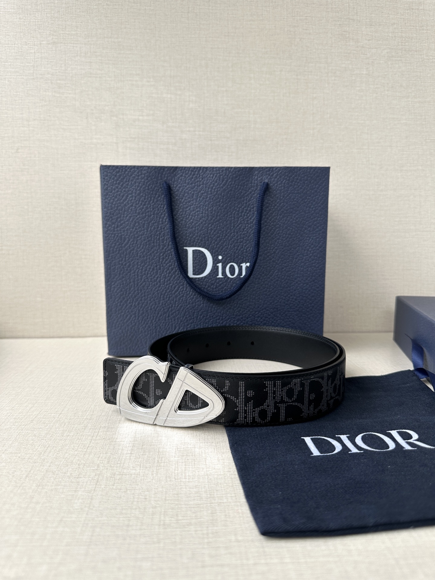 Dior高仿男女款CD滿版老花黑灰帆布皮帶潮流百搭低調奢華設計款| 11 Dior高仿男女款CD滿版老花黑灰帆布皮帶潮流百搭低調奢華設計款