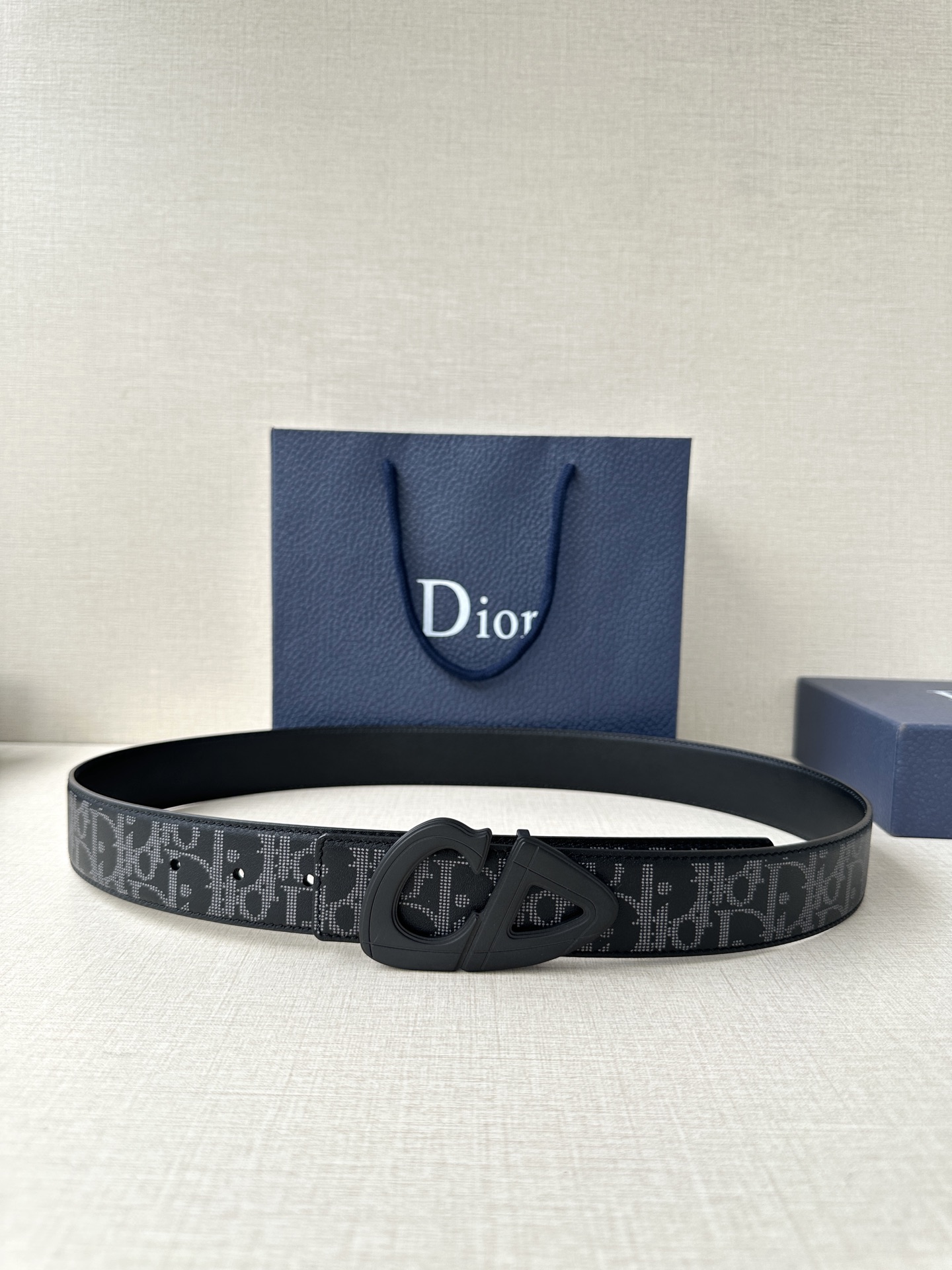 Dior一比一男女款CD滿版黑灰老花皮帶潮流街頭百搭設計款