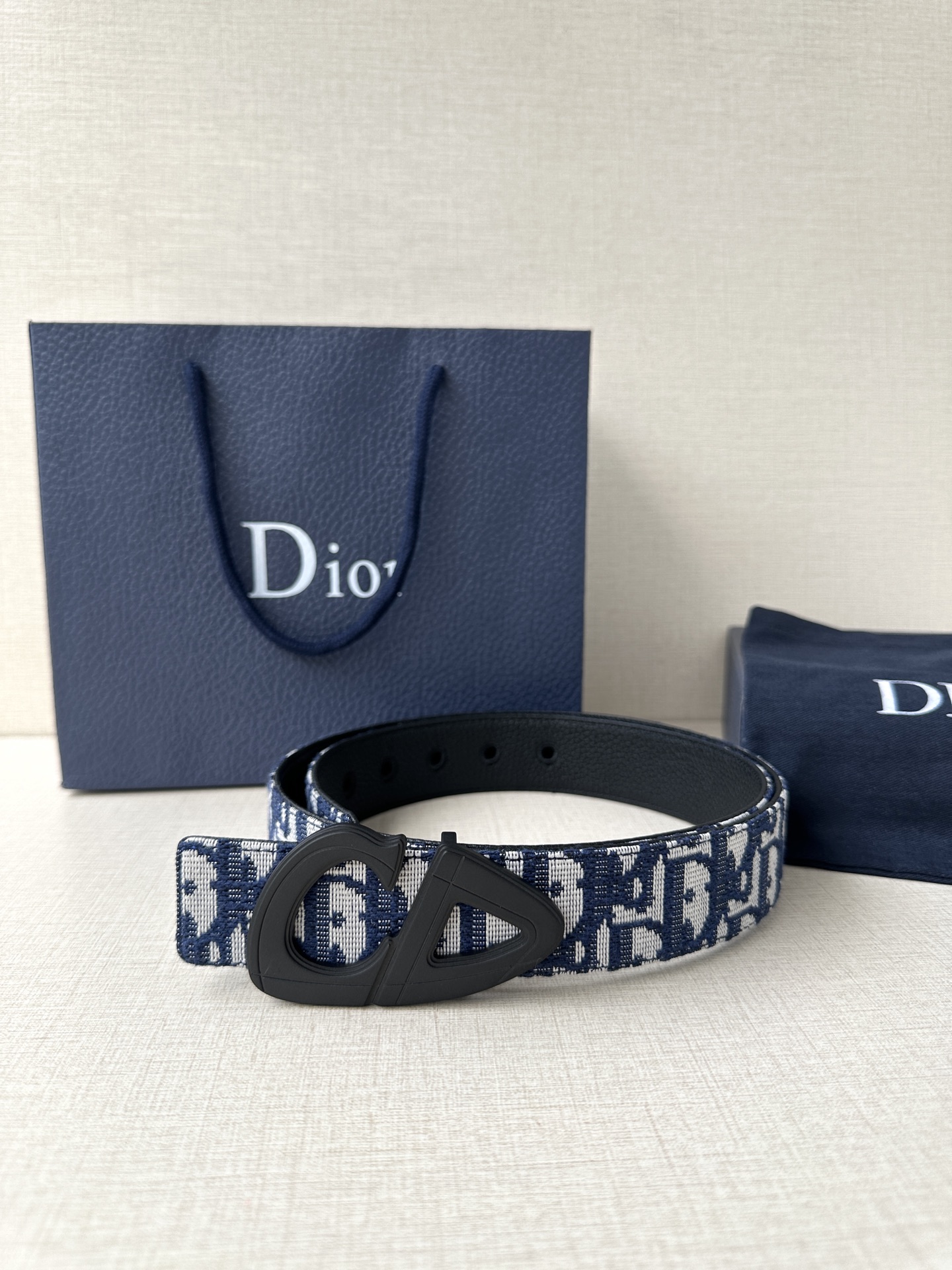 Dior高仿男女款CD滿版黑灰老花皮帶個性潮流百搭時尚設計款