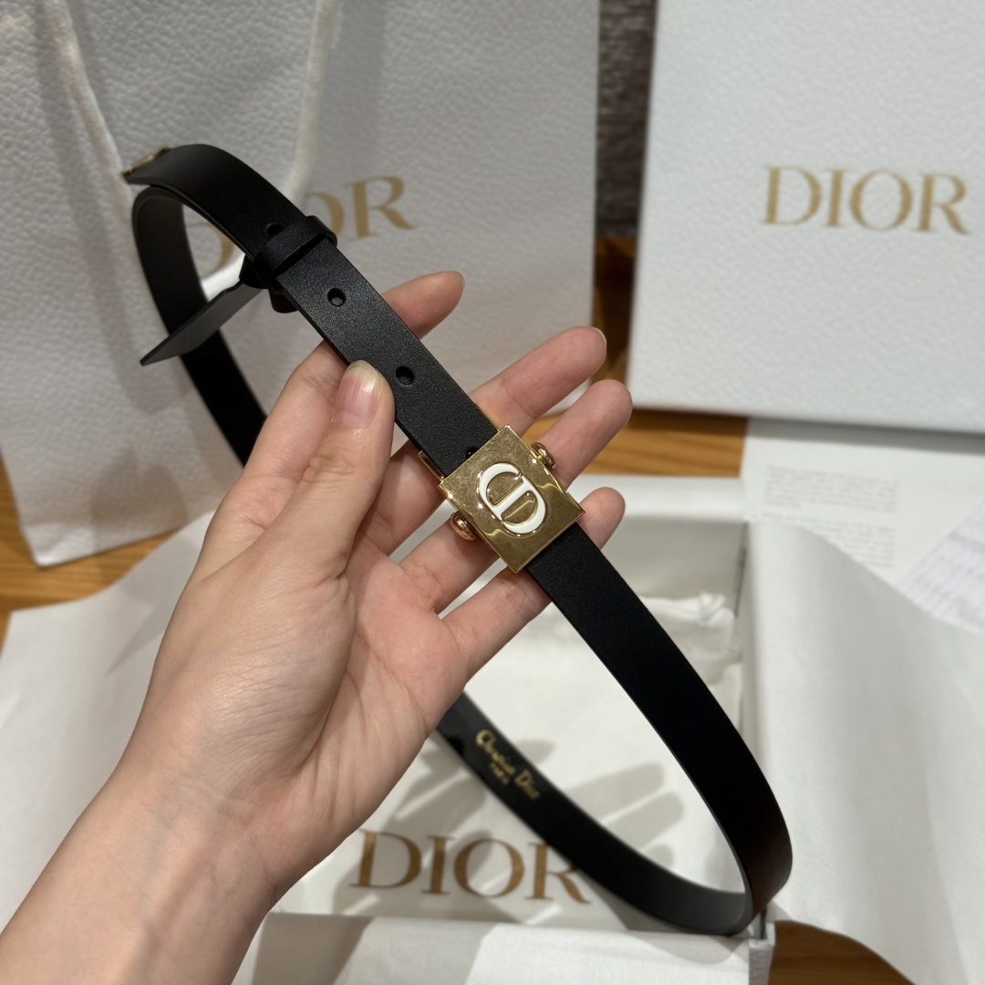 Dior高仿男女款CD藍白老花皮帶金扣設計時尚百搭高級感款