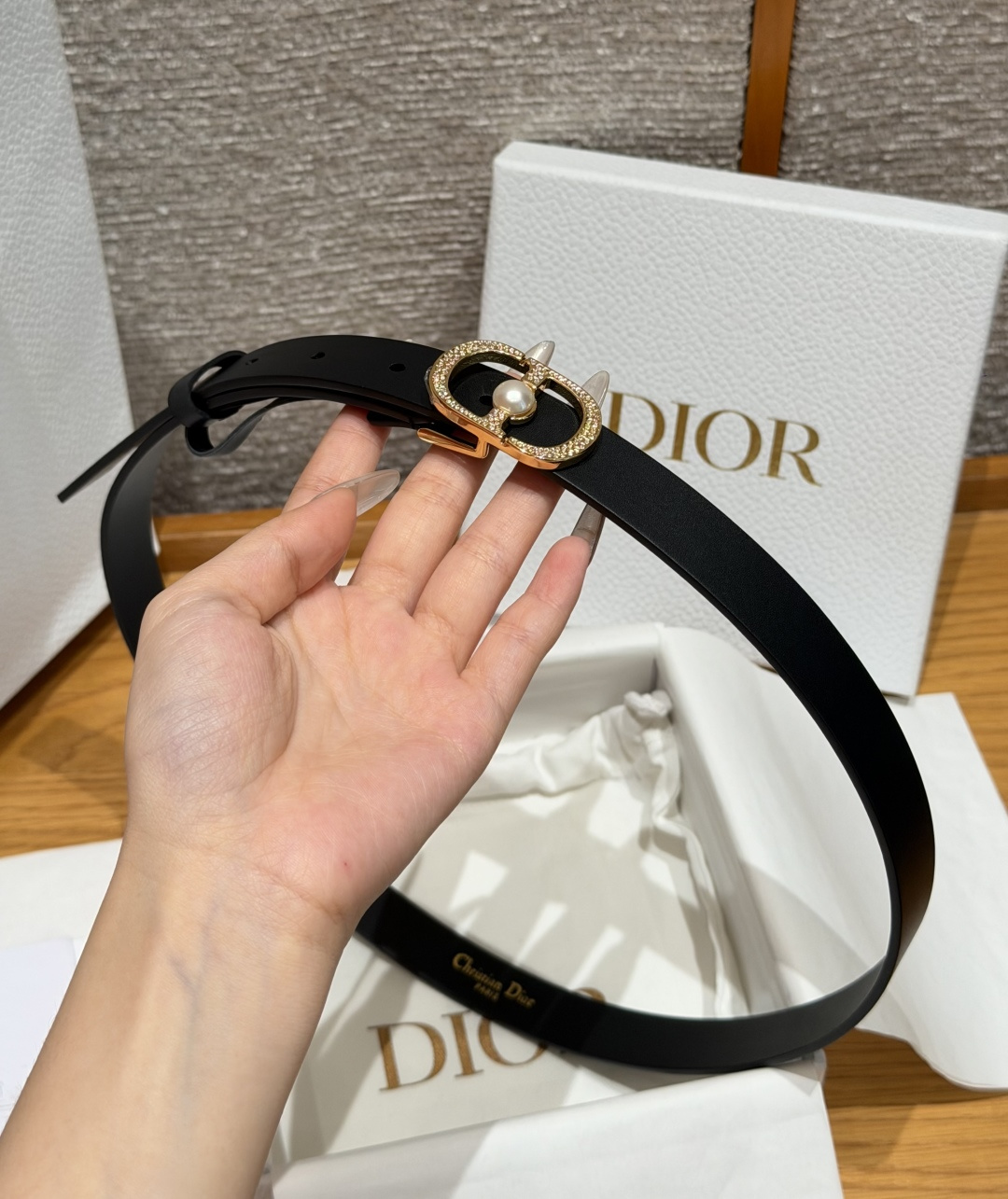 Dior原單女士CD珍珠鑲嵌皮帶黑色優雅氣質百搭輕奢設計款| 13 Dior原單女士CD珍珠鑲嵌皮帶黑色優雅氣質百搭輕奢設計款