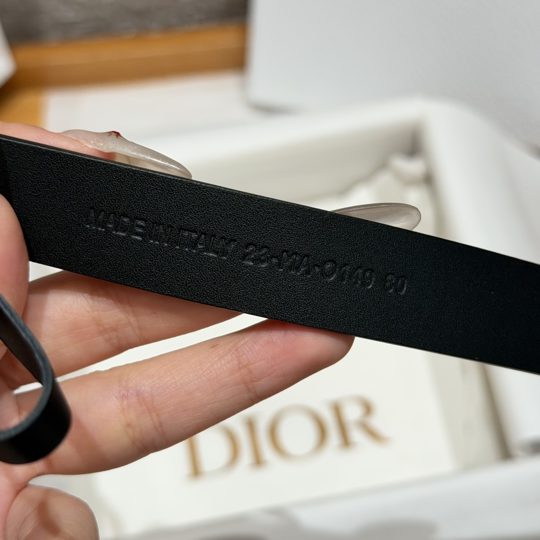 Dior原單女士CD珍珠鑲嵌皮帶黑色優雅氣質百搭輕奢設計款| 9 Dior原單女士CD珍珠鑲嵌皮帶黑色優雅氣質百搭輕奢設計款