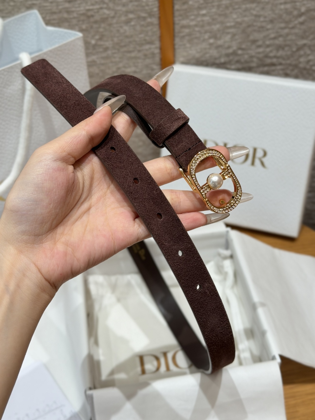 Dior一比一女士CD珍珠細腰帶咖啡色復古質感優雅百搭設計款