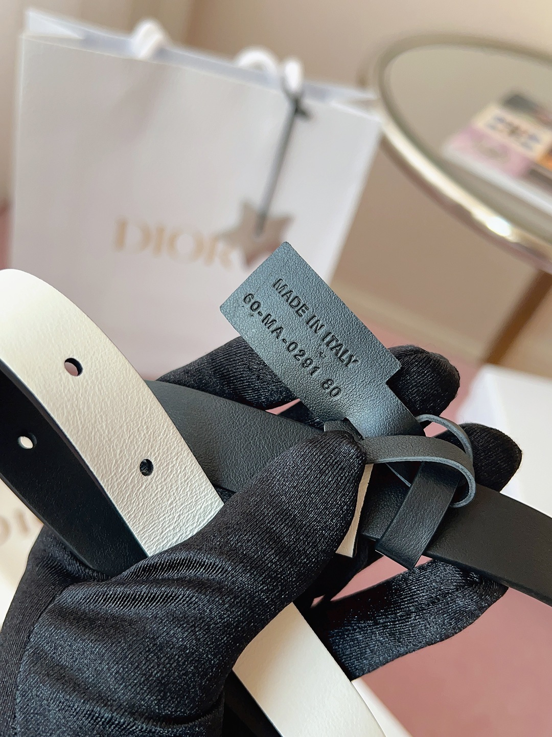 DiorA貨女士CD細腰帶黑色經典款簡約百搭日常穿搭款| 7 DiorA貨女士CD細腰帶黑色經典款簡約百搭日常穿搭款
