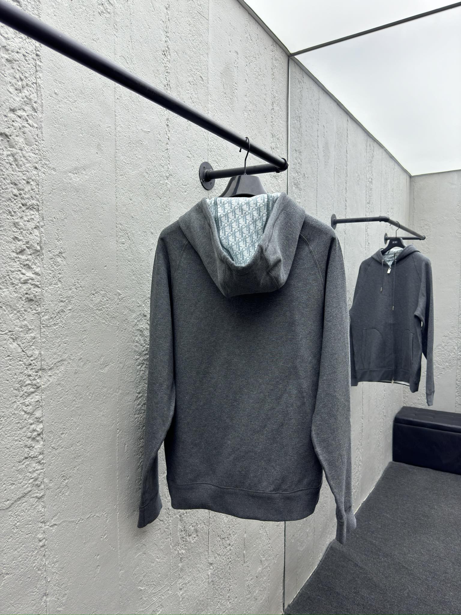 Dior 高仿連帽拉鍊衛衣 灰色簡約刺繡款外套| 14 Dior 高仿連帽拉鍊衛衣 灰色簡約刺繡款外套